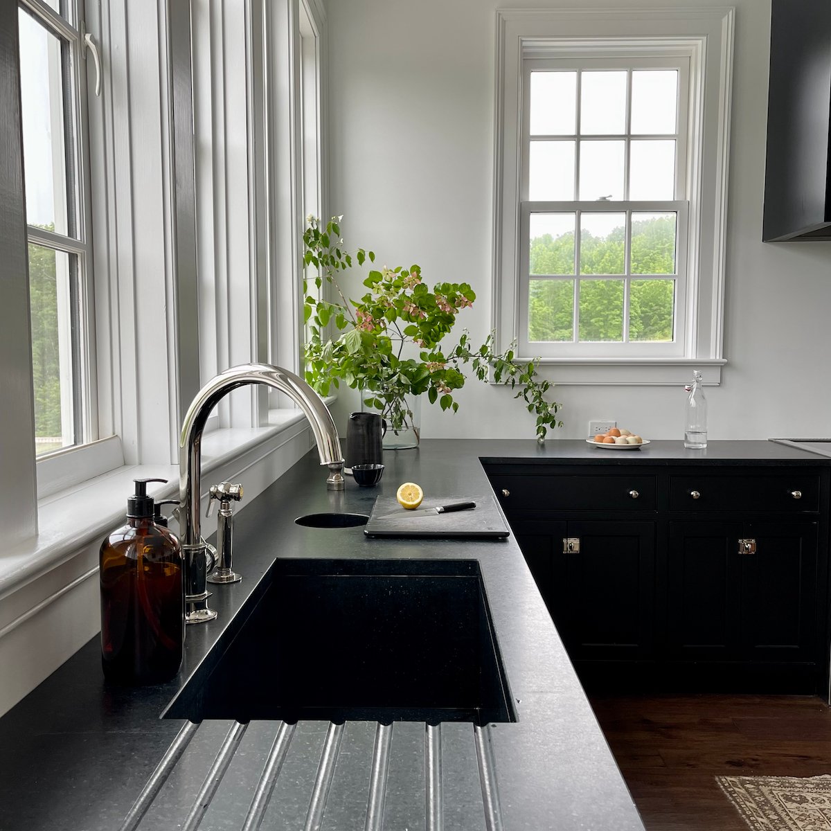 Polycor-Alberene-Soapstone-Black-Kitchen-Countertops-Grant-Gibson-Design-9-web