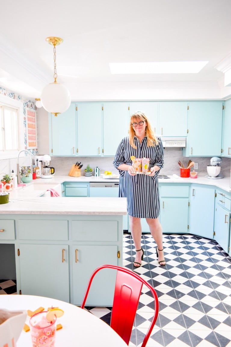 Adding Modern To A Mid Century Kitchen Means Ditch The Kitsch And Bring In The Retro Glam