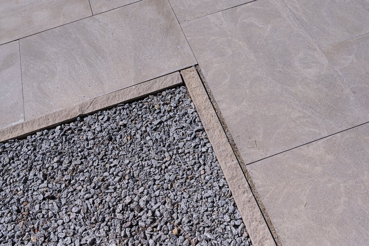 Polycor-Indiana-Limestone-Full-Color-Blend-Slab-Pavers-Edging-Walkway-Patio-Stacy-Pearsall-Residence-South-Carolina-4