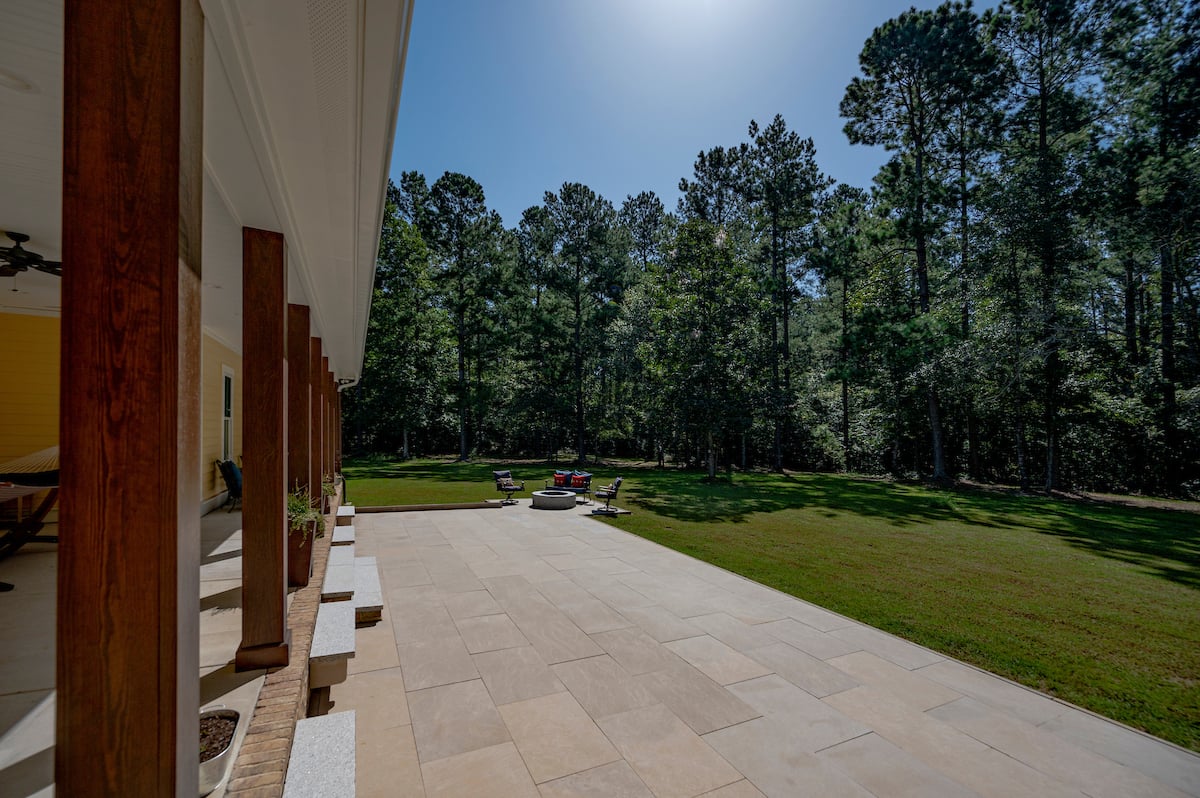 Polycor-Indiana-Limestone-Full-Color-Blend-Slab-Pavers-Edging-Walkway-Patio-Stacy-Pearsall-Residence-South-Carolina-6