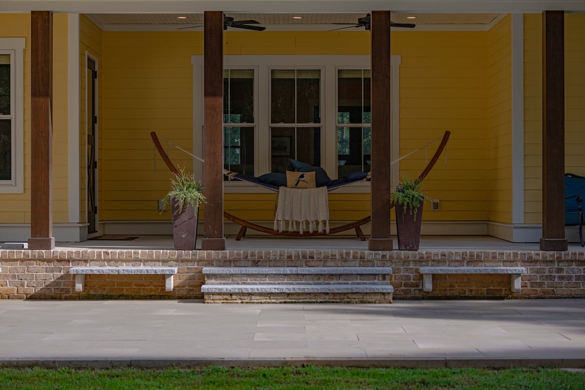 Polycor-Indiana-Limestone-Full-Color-Blend-Slab-Pavers-Edging-Walkway-Patio-Woodbury-Gray-Granite-Stair-Treads-Stacy-Pearsall-Residence-South-Carolina-9