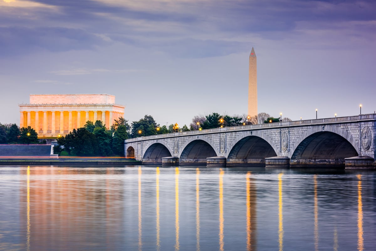 Arlington Memorial Bridge White Mount Airy Granite-Shutterstock-2