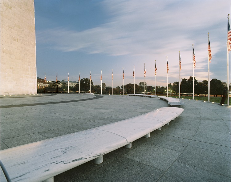 Polcyor DC Walking Tour Washington Monument Benches